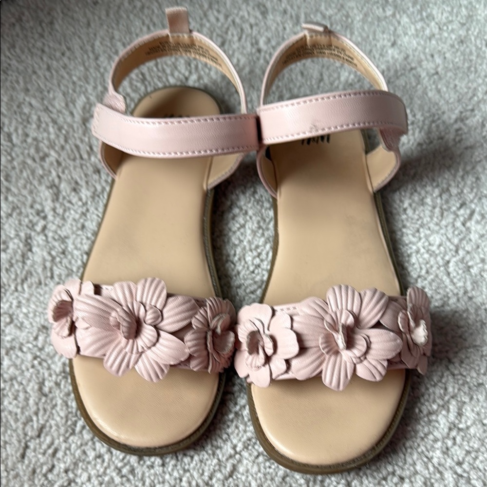 H&M Kids Pink Floral Sandals with Ankle Strap (size 13.5)